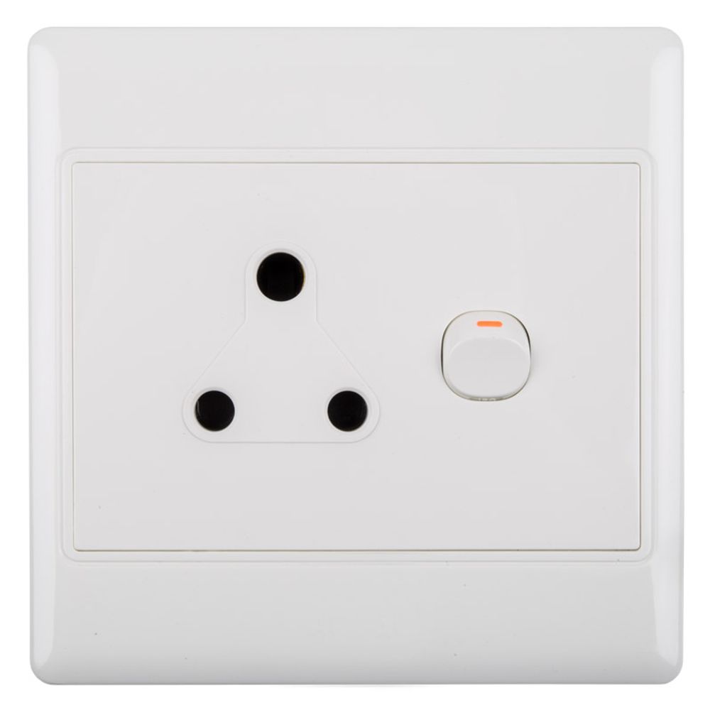 NEXUS Socket Switch With Cover 16amp 4x4 Single