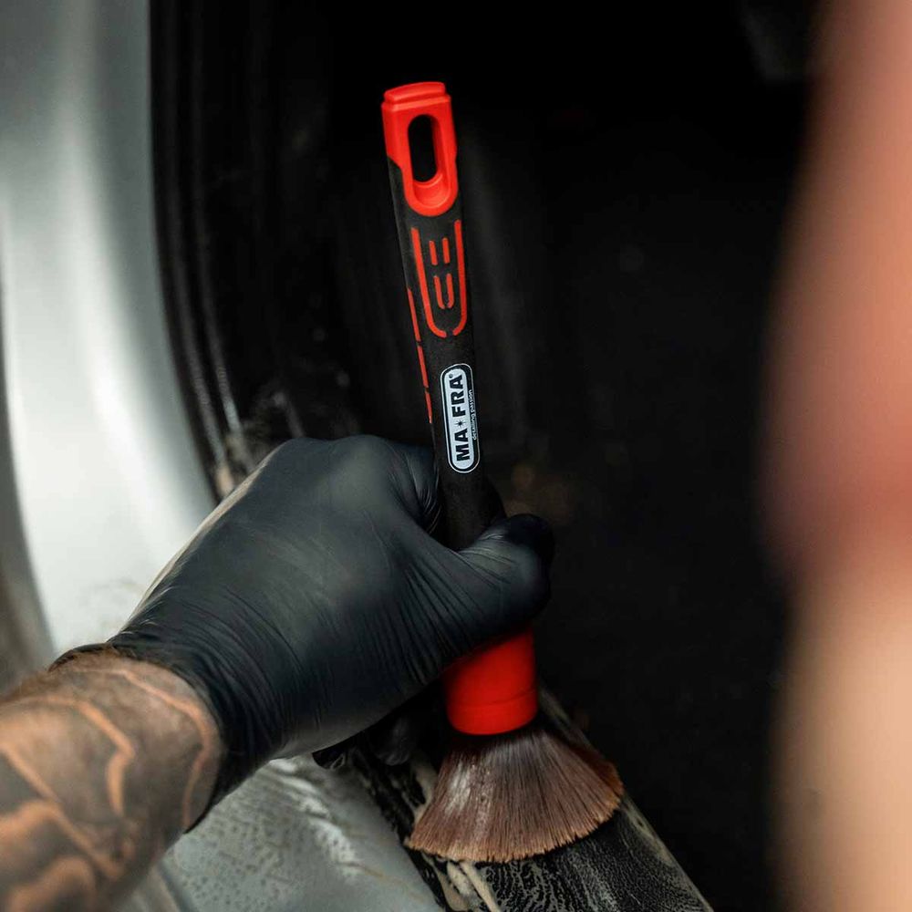 A0433 MAFRA Detailing Red Brush 18