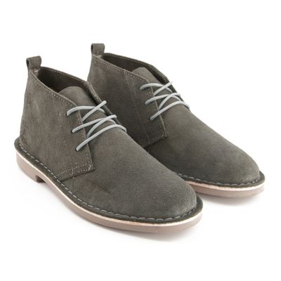 BATA SAFARI LEGACY MENS CHARCOAL SIZE 7