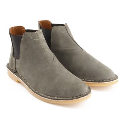 BATA SAFARI CANOPY MENS CHARCOAL SIZE 8
